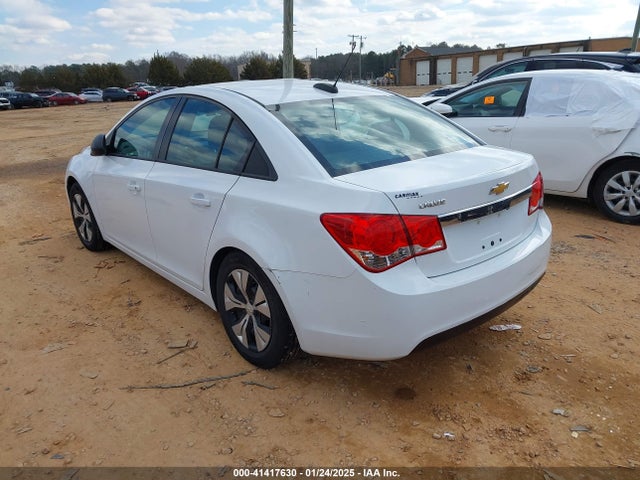 1G1PA5SHXF7231072 Chevrolet Cruze Ls Auto