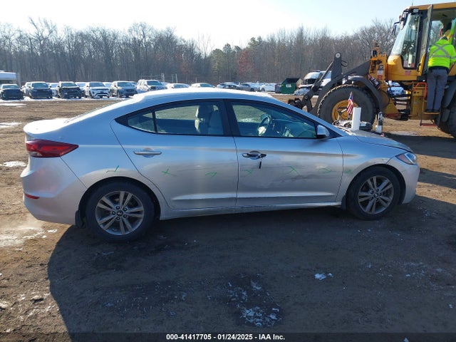 5NPD84LF9JH272942 Hyundai Elantra Value Edition