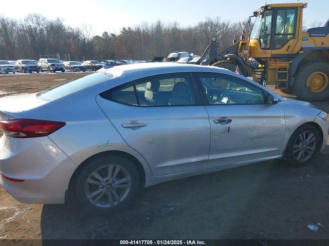 5NPD84LF9JH272942 Hyundai Elantra Value Edition