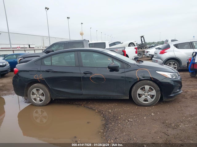Chevrolet Cruze Ls Auto 2018 1G1BC5SMXJ7107491 Image 13