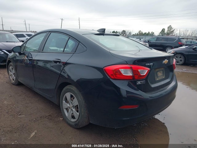 Chevrolet Cruze Ls Auto 2018 1G1BC5SMXJ7107491 Image 3
