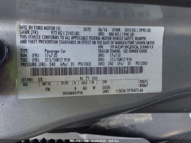 1FADP3K20GL339613 Ford FOCUS SE