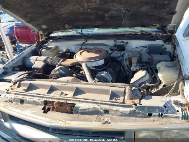 1995 CHEVROLET SUBURBAN 1GNGK26N5SJ307675 Photo 9