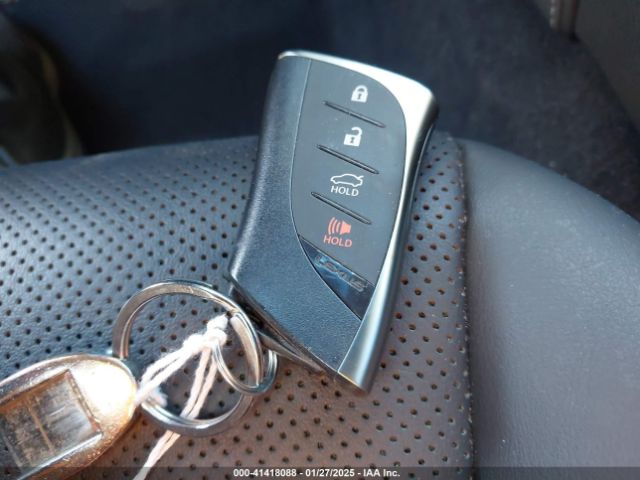 58ADZ1B17LU073256 Lexus ES 350