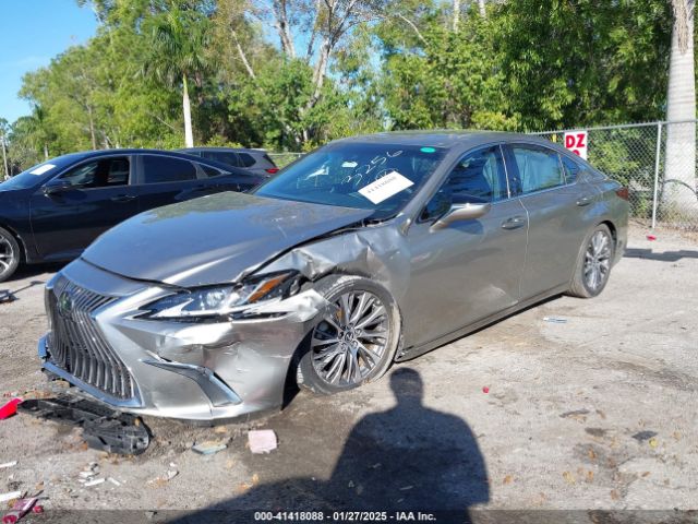 58ADZ1B17LU073256 Lexus ES 350
