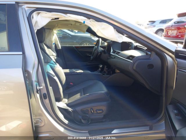 58ADZ1B17LU073256 Lexus ES 350