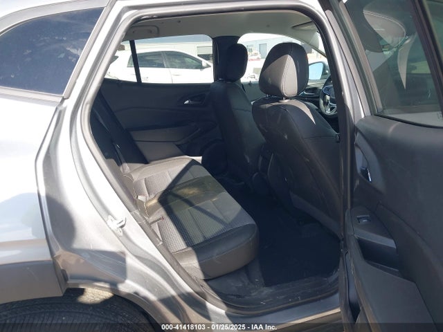 KL77LHEP8SC040335 Chevrolet Trax Fwd Lt