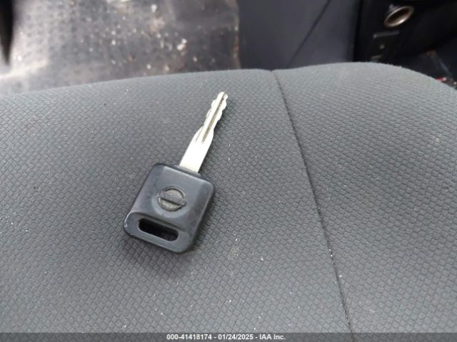 3N6CM0KNXJK704420 Nissan Nv200 S