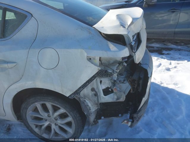 19UDE2F38KA013920 Acura Ilx Standard