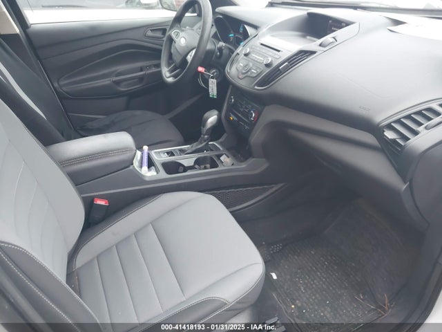 Ford ESCAPE S 2017 1FMCU0F75HUD56255 Image 5