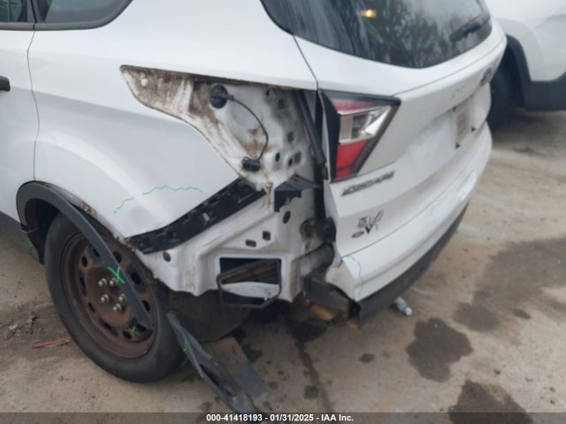 Ford ESCAPE S 2017 1FMCU0F75HUD56255 Image 6
