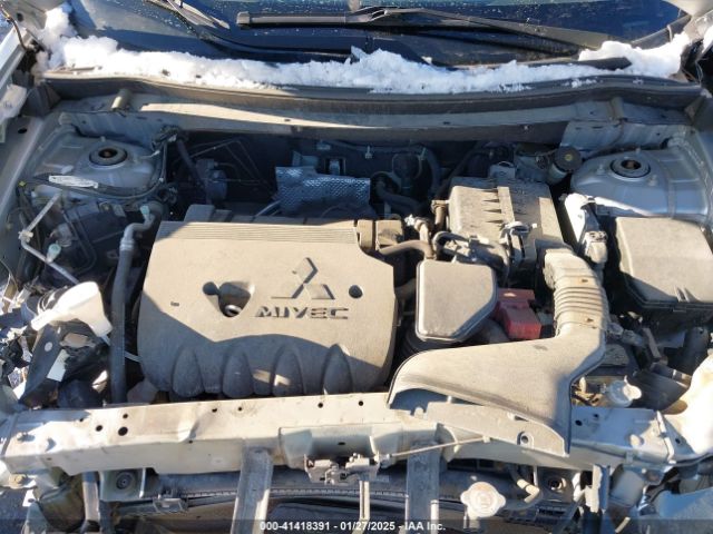 JA4AD2A34EZ010511 Mitsubishi Outlander Es