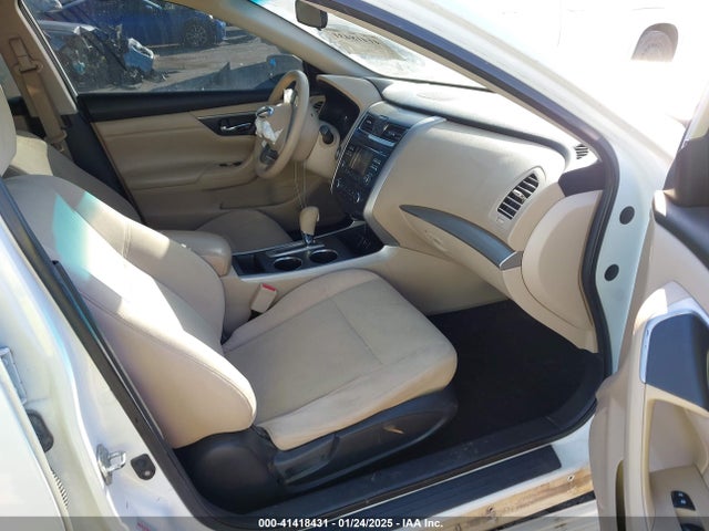 Nissan Altima 2.5 S 2015 1N4AL3AP6FC572258 Image 5