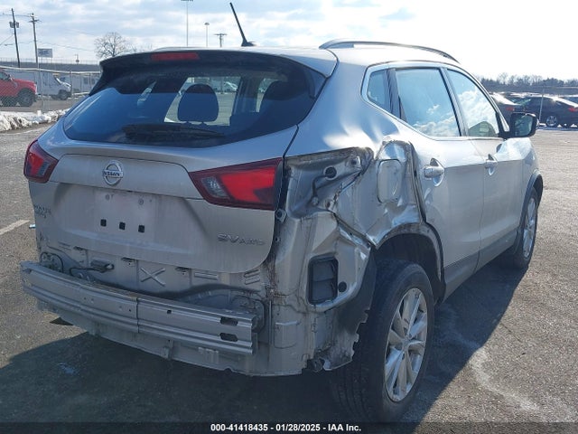 JN1BJ1CR9HW108652 Nissan Rogue Sport Sv