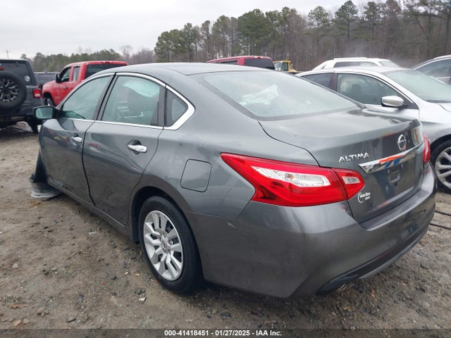 Nissan Altima 2.5 S 2017 1N4AL3AP2HC479630 Image 3