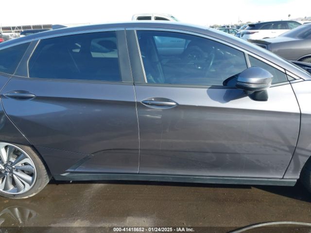 JHMZC5F33LC000136 Honda Clarity Plug-in Hybrid Touring