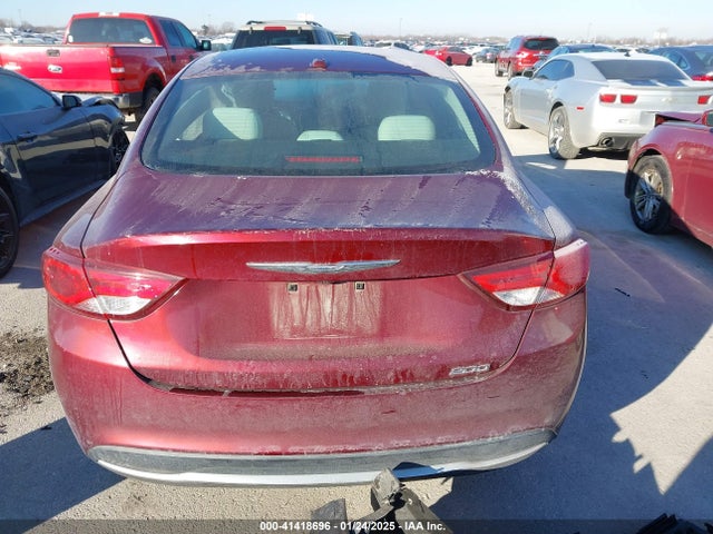 Chrysler 200 Limited 2015 1C3CCCAB0FN546903 Image 17