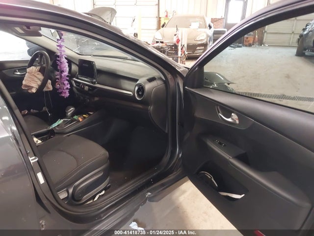 3KPF24AD6ME346192 KIA Forte Lxs