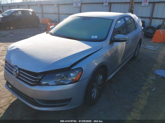 1VWAT7A30FC022274 Volkswagen Passat 1.8t Wolfsburg Edition