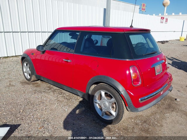 2003 MINI COOPER WMWRC33413TC48601 Photo 2