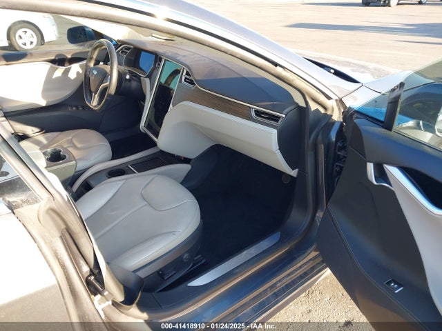 2015 TESLA MODEL S 5YJSA1H1XFFP68751 Photo 4
