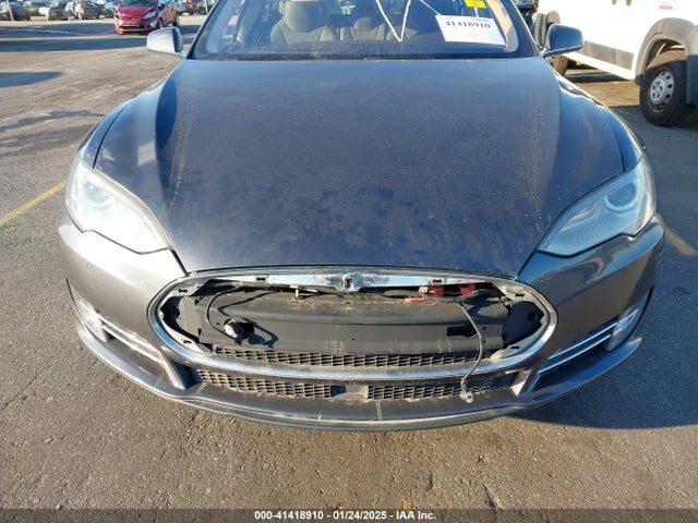 2015 TESLA MODEL S 5YJSA1H1XFFP68751 Photo 5