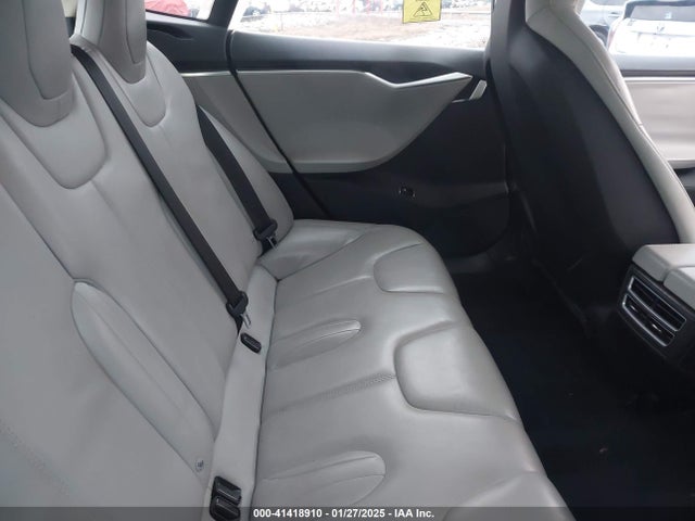 2015 TESLA MODEL S 5YJSA1H1XFFP68751 Photo 7