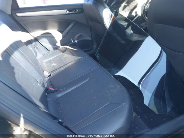 1VWAT7A30FC043870 Volkswagen Passat 1.8t Wolfsburg Edition