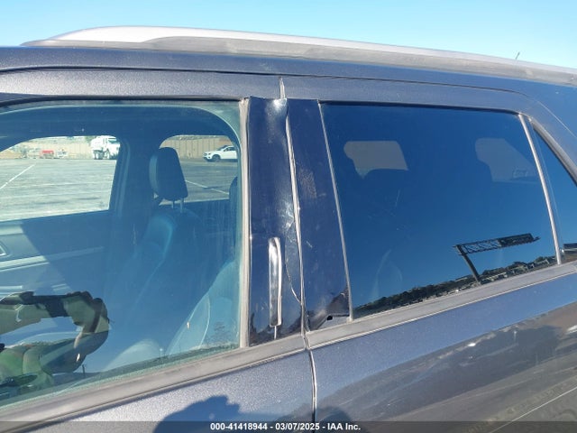 1FM5K7DH9JGA42583 Ford EXPLORER XLT