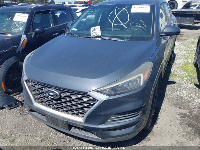 KM8J23A42KU919331 Hyundai TUCSON SE