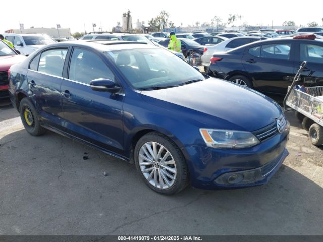 3VW3L7AJ7EM367323 auction archive image