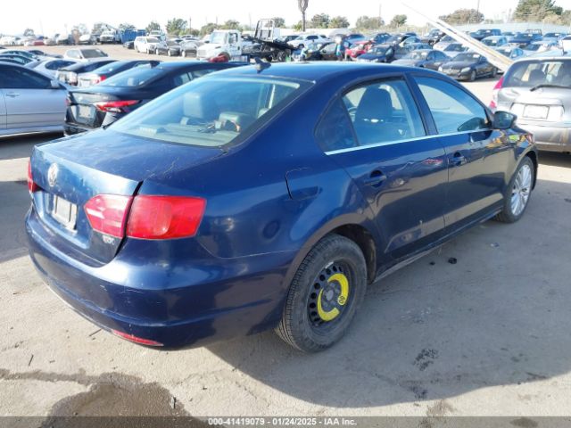3VW3L7AJ7EM367323 Volkswagen Jetta 2.0l Tdi