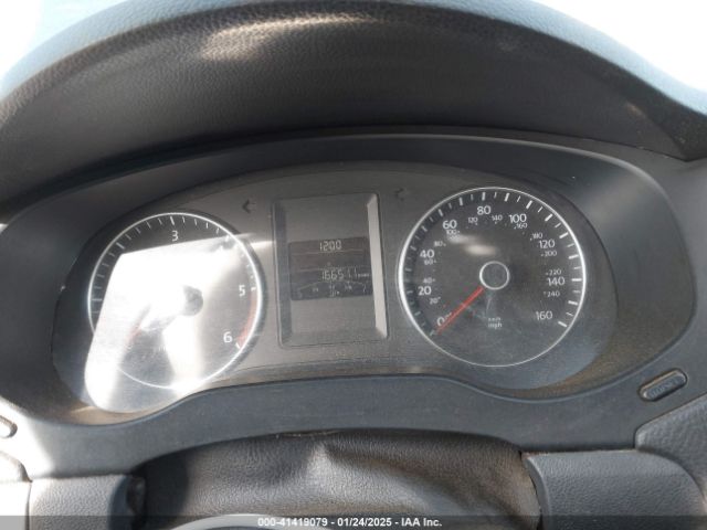 3VW3L7AJ7EM367323 Volkswagen Jetta 2.0l Tdi