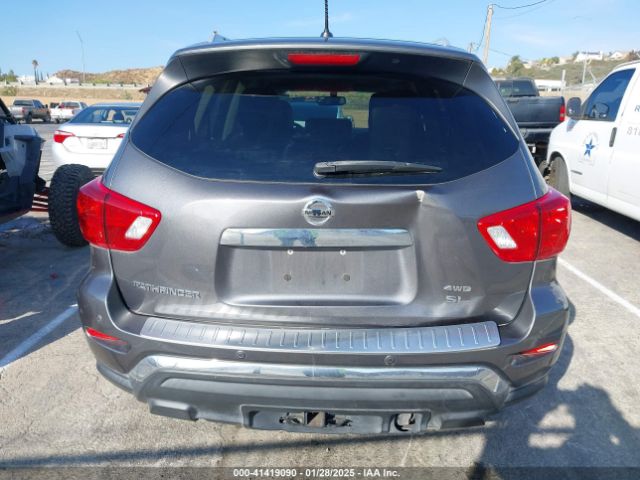 5N1DR2MM4HC622705 Nissan Pathfinder Sl