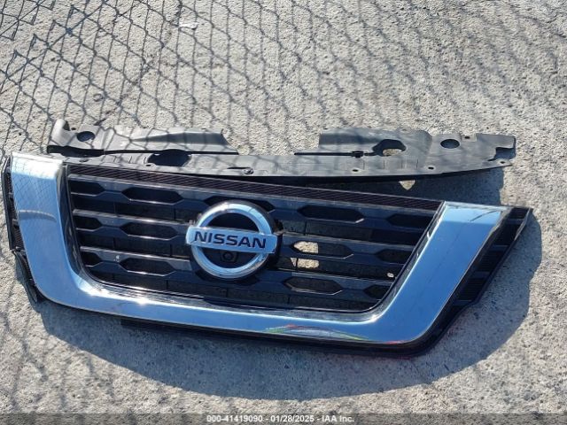 5N1DR2MM4HC622705 Nissan Pathfinder Sl