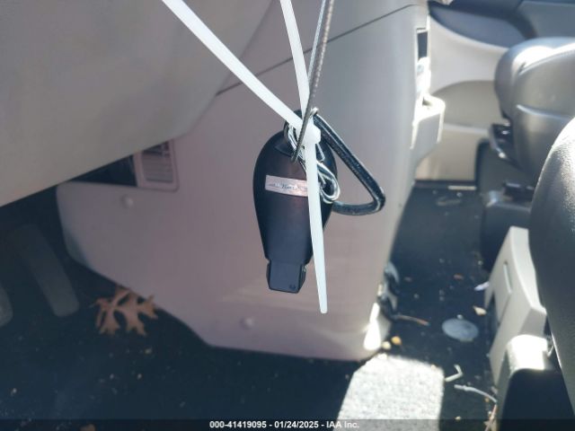 2013 CHRYSLER TOWN & COUNTRY 2C4RC1BG7DR732121 Photo 10