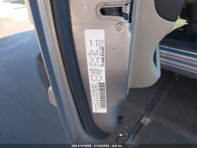 2013 CHRYSLER TOWN & COUNTRY 2C4RC1BG7DR732121 Photo 8