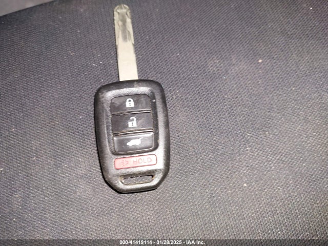 5J6RM4H38GL042663 Honda CR-V LX