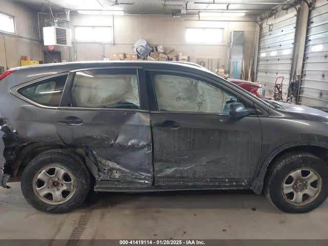 5J6RM4H38GL042663 Honda CR-V LX