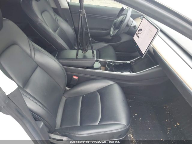 2019 TESLA MODEL 3 5YJ3E1EB2KF388108 Photo 4