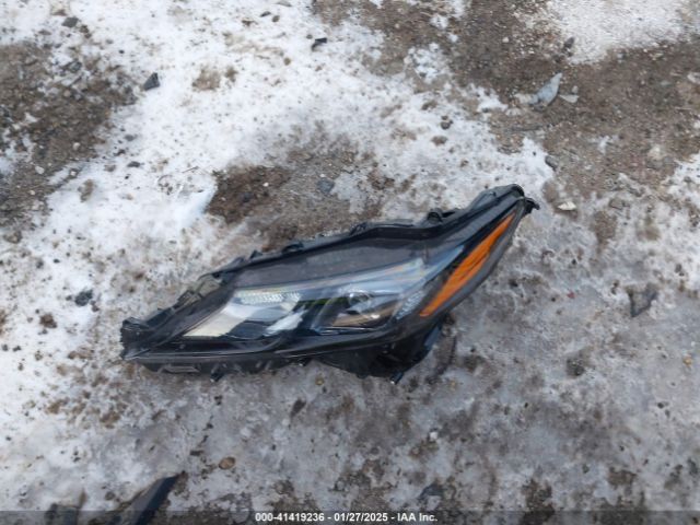 4T1G11BK8MU030308 Toyota Camry Se Awd
