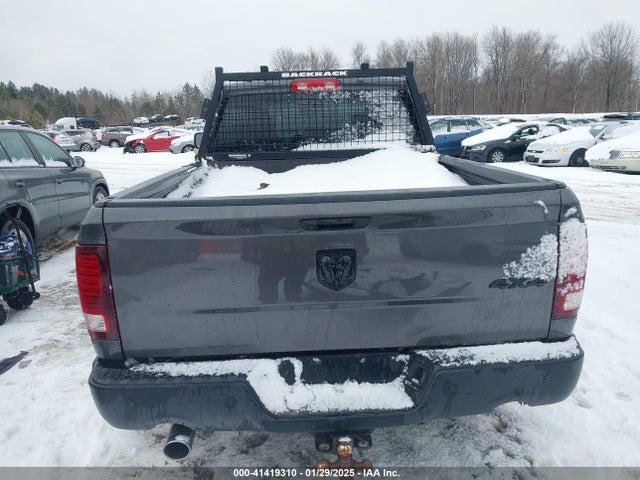 1C6RR7GT8MS510233 RAM 1500 Classic Warlock  4x4 6'4 Box