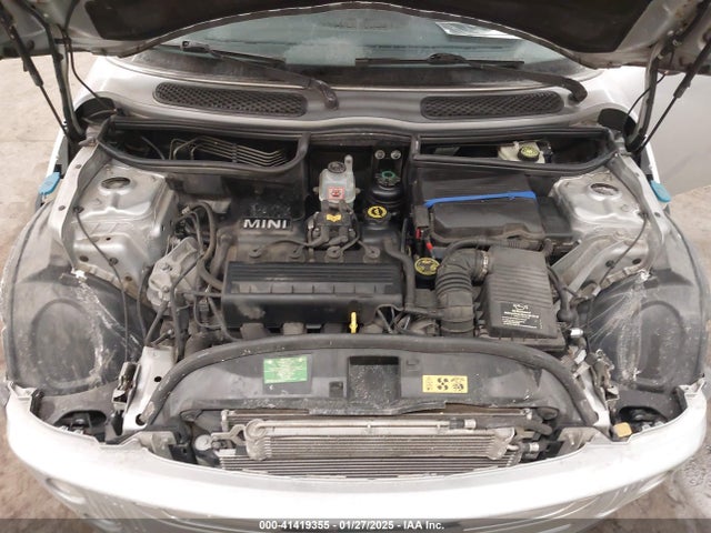 2006 MINI COOPER WMWRC33546TK16333 Photo 9