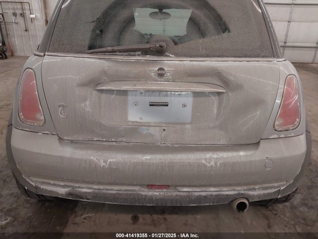 2006 MINI COOPER WMWRC33546TK16333 Photo 5