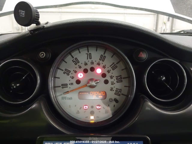 2006 MINI COOPER WMWRC33546TK16333 Photo 6