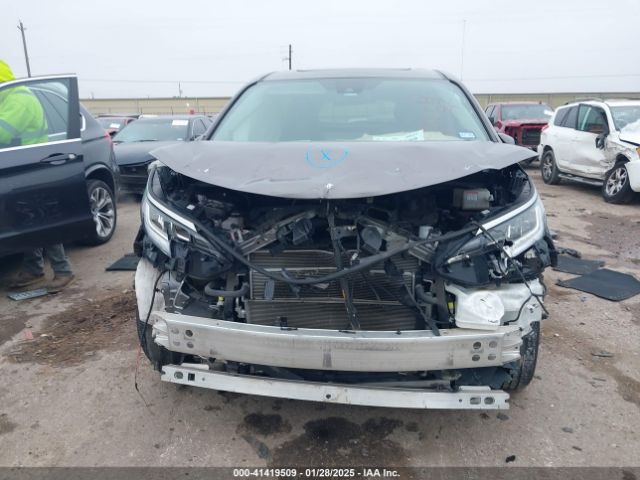 5TDZRKEC7NS102931 Toyota Sienna Limited