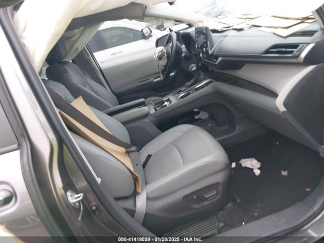5TDZRKEC7NS102931 Toyota Sienna Limited