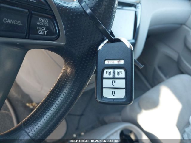 5FNRL5H30GB132004 Honda ODYSSEY SE