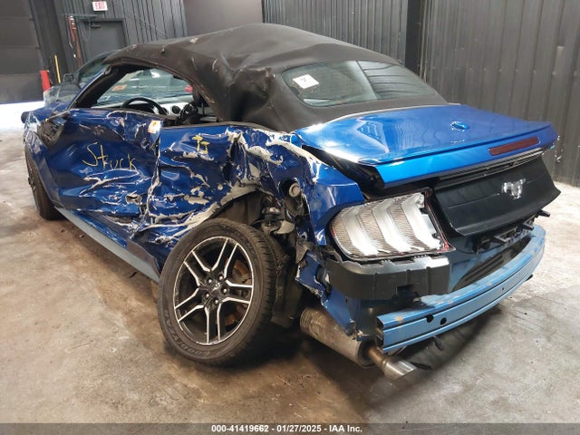 Ford Mustang Ecoboost Premium 2018 1FATP8UH1J5145243 Image 3