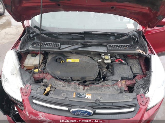 1FMCU0GXXFUC74470 Ford ESCAPE SE
